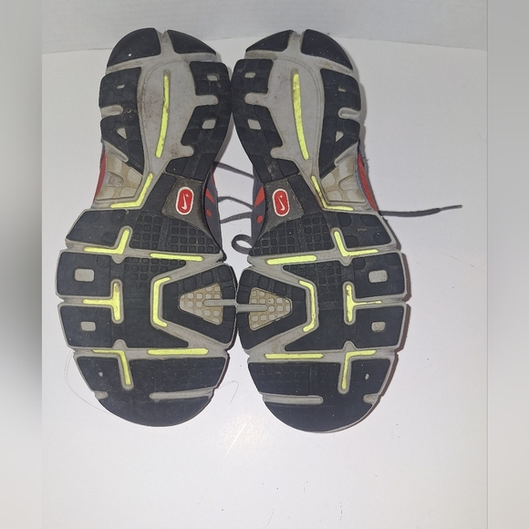 Nike Red and Gray Athletic Shoes - Picture 9 of 9
